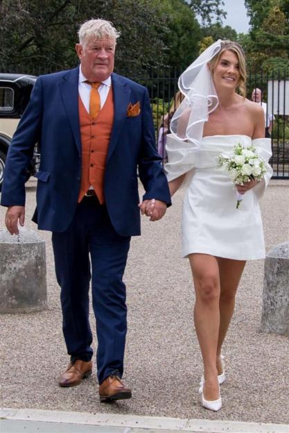 Dad dies days before giving his daughter away at dream wedding in Spain