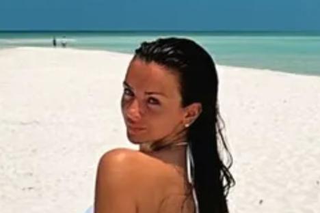 Love Island’s Kady McDermott looks incredible as she strips to barely-there white bikini on £400-a-night luxury holiday