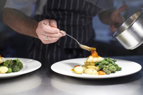 Celeb-loved bar & restaurant chain suddenly shuts ALL its locations as bemused diners turn up to find doors closed