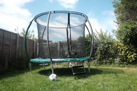 I was fed up of birds pooing on my kids’ trampoline so came up with a genius hack to stop them for £3.24