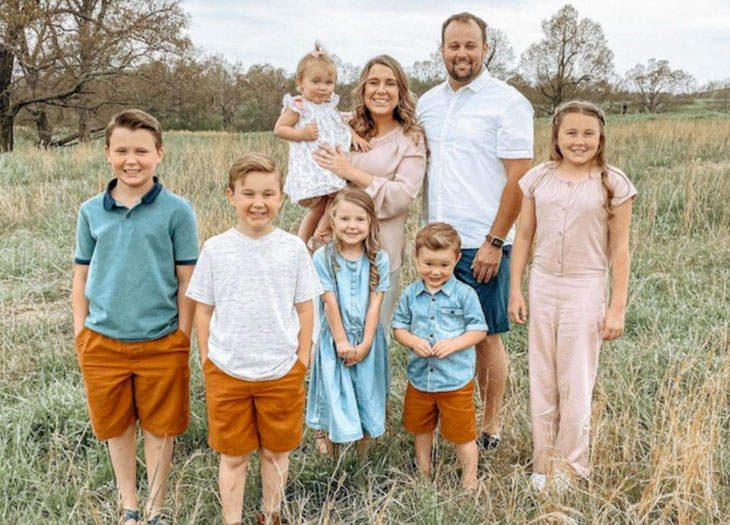 Josh And Anna Duggar Are Expecting Baby #7
