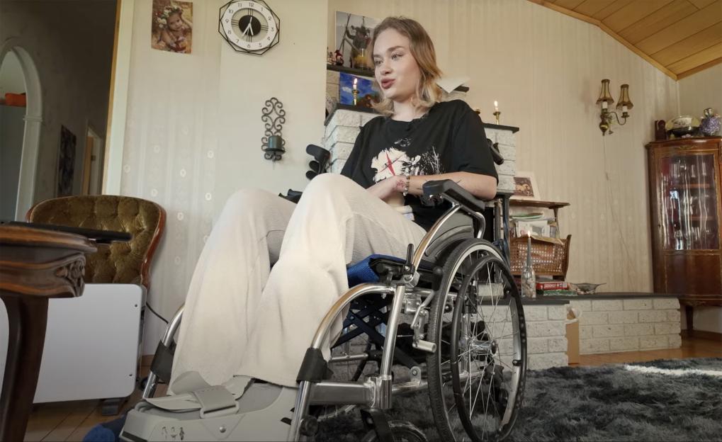 Maria Kovalchuk, OnlyFans model, in wheelchair interview.