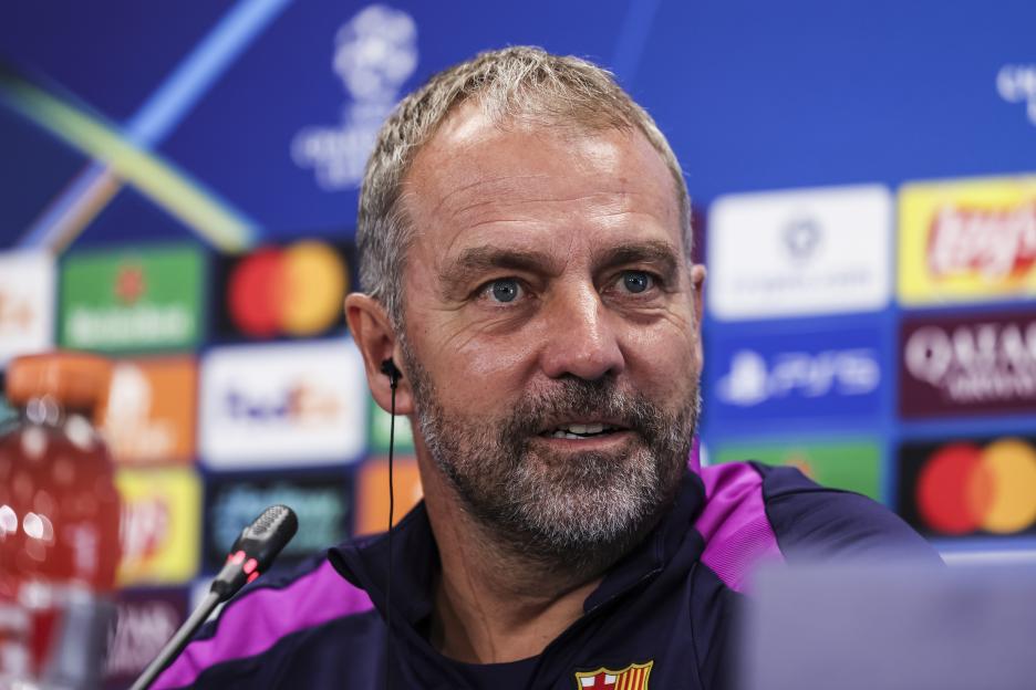 FC Barcelona Training Day - UEFA Champions League MD3 Press Conderence