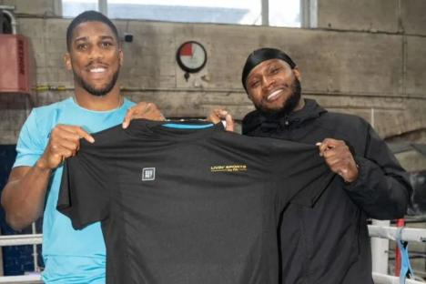 Viddal Riley reveals the rival he wants manager Anthony Joshua to fight next if Tyson Fury stays retired