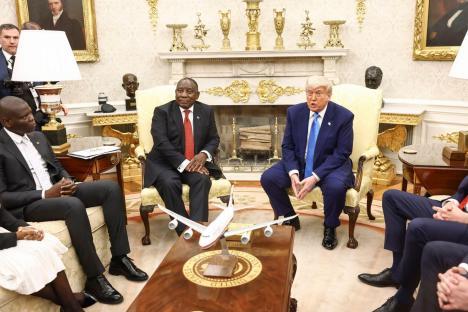 President Donald Trump and South Africa's President Cyril Ramaphosa meeting in the Oval Office.