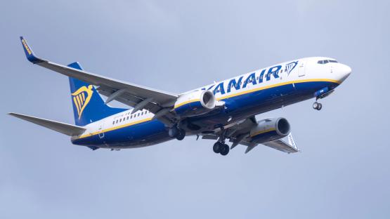 Bomb alert on Ryanair plane carrying 170 passengers as holiday flight lands in Belgium & ‘cordon set up’