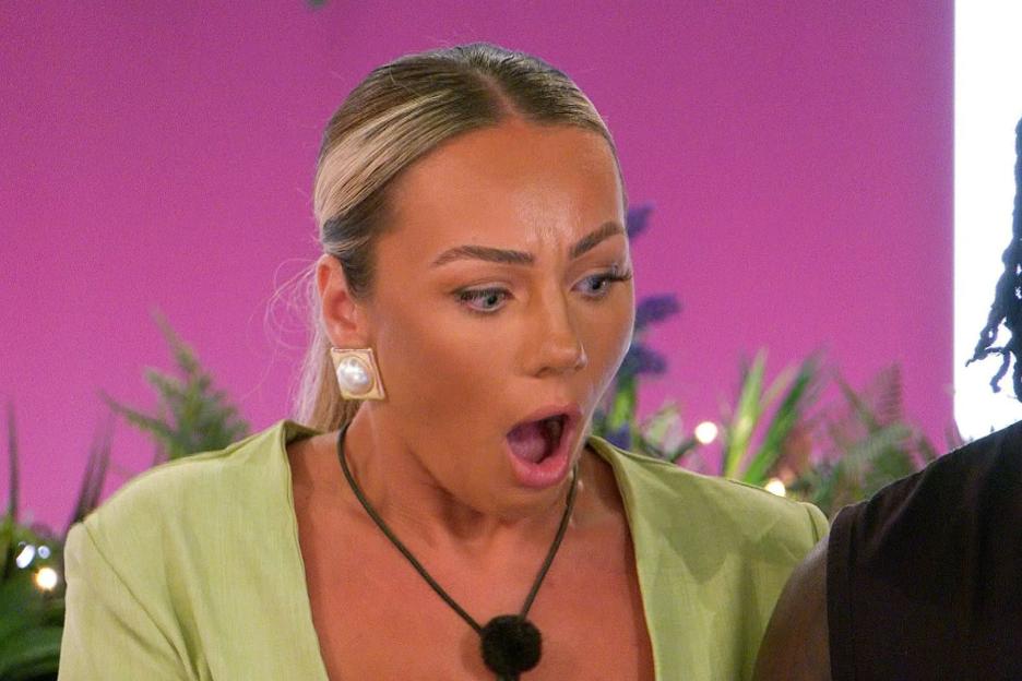 Two dumped Love Islanders revealed as villa stars break down in tears over shock exit