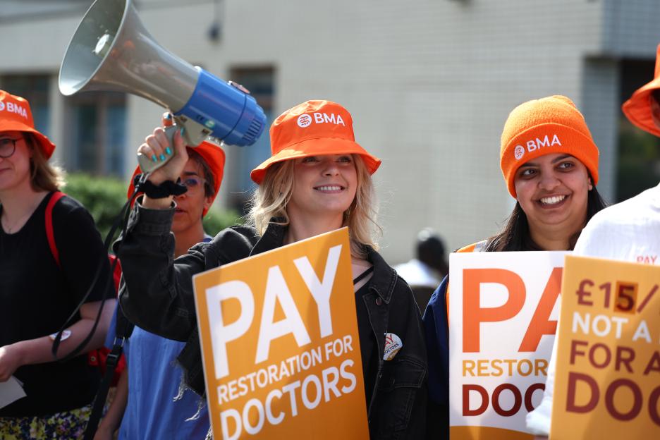 Resident doctors vote to go back on strike in government pay row