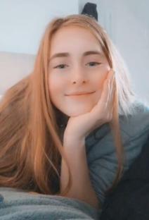 Portrait of Keeleigh.
