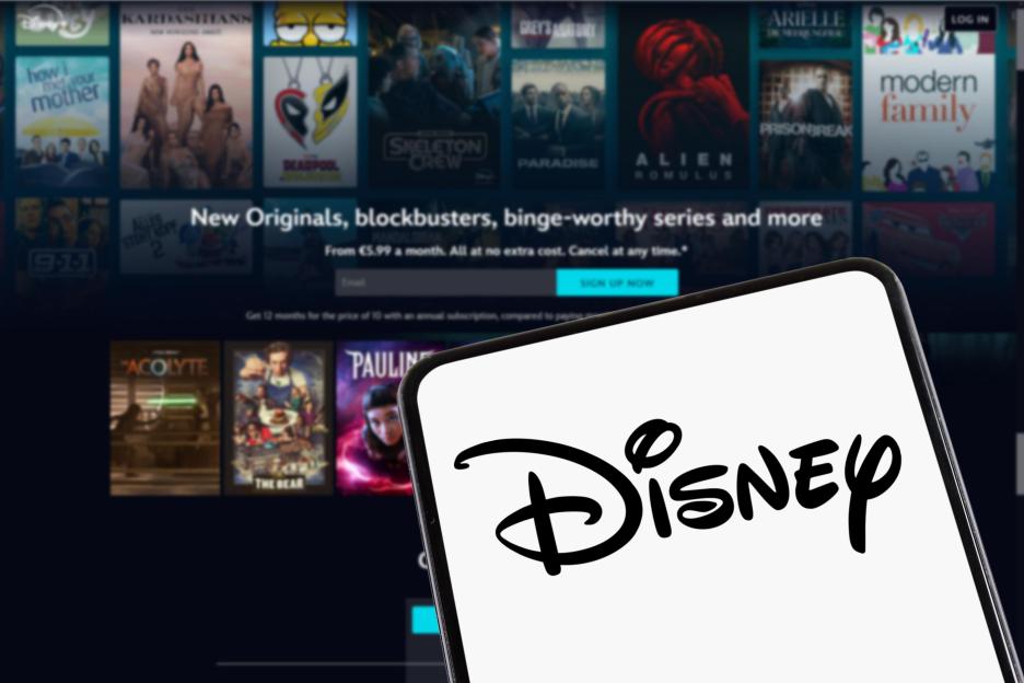 Disney-disney-logo-website-mobile-1014926262