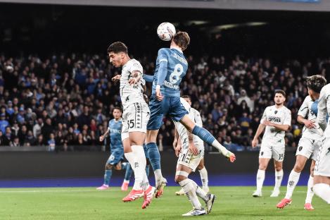 Scott McTominay of SSC Napoli scoring a header.