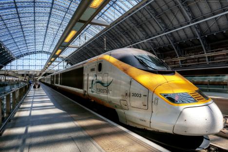 Eurostar trains hit by delays as bridge fire near major station sparks Easter getaway trouble