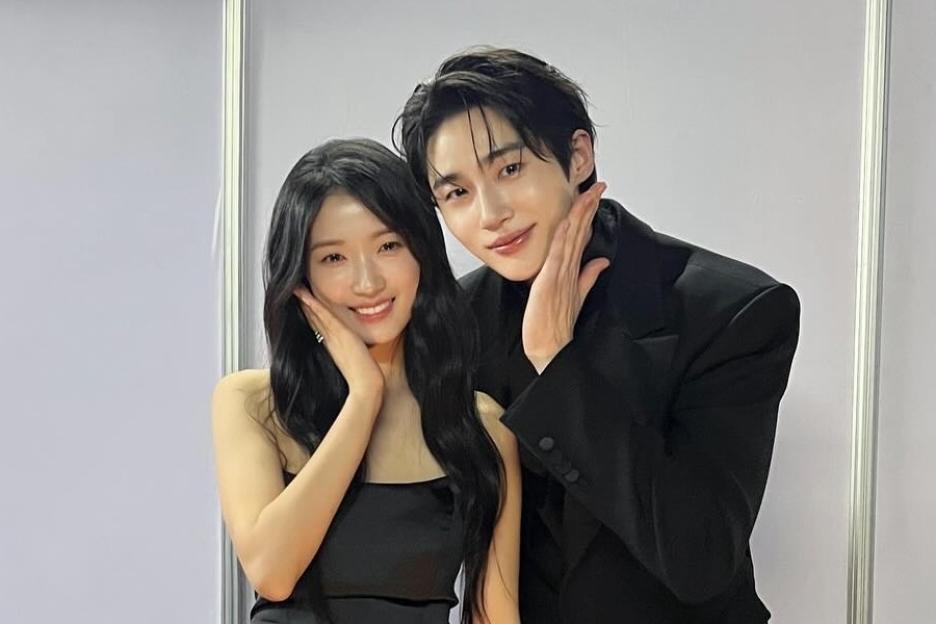 Kim Hye Yoon Sends Support To “Lovely Runner” Co-Star Byeon Woo Seok On Set Of His Upcoming Drama