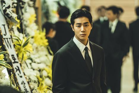 Heo Joon Ho, Choo Young Woo, And Jo Han Chul Face The Fallout Of Lee Jun Hyuk's Mysterious Death In “Mercy For None”; 5