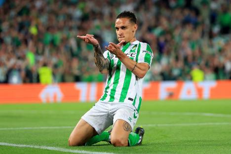 Real Betis player Antony celebrating a goal.