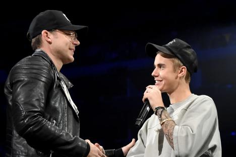 Why Justin Bieber ‘excommunicated’ pals for scandal-hit ‘cult’ leader he showers with gifts… as Hailey’s fears revealed