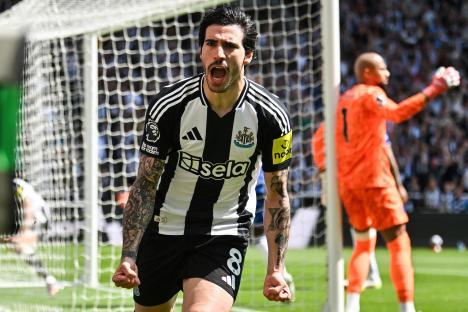 Sandro Tonali celebrates scoring a goal for Newcastle United.