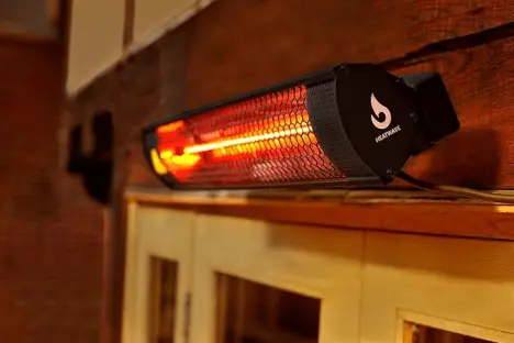 Garden owners are snapping up a ‘stylish’ and ‘cosy’ patio heater reduced from £150 to £40 in stunning Easter promotion