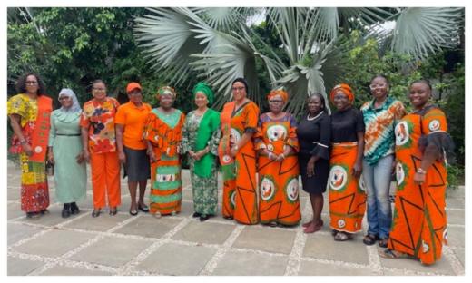 Amosun&#8217;s wife joins forces with NAWOJ to fight GBV in Ogun 3