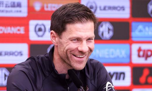 Xabi Alonso, Bayer Leverkusen coach, at a press conference.