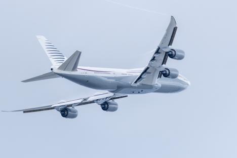 Trump ‘to accept luxury Palace in the Sky Boeing 747-8 jumbo jet from Qatari royals’ in most expensive gift ever to US
