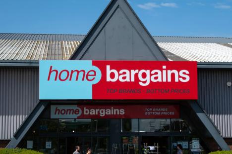 Home Bargains fans rejoice as new £3.99 version of viral must-have hits shelves & it lights up gardens in an instant