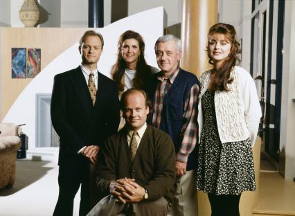 Frasier cast photo: David Hyde Pierce, Peri Gilpin, John Mahoney, Jane Leeves, and Kelsey Grammer.