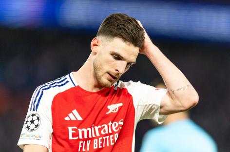 Declan Rice of Arsenal reacts during a soccer match.