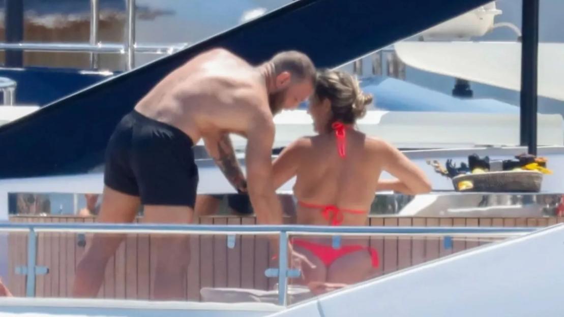 Conor McGregor’s fiancée Dee is having none of it as he tries to brush off mystery woman snog saga, expert claims