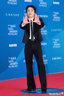 Stars Grace The Red Carpet At 61st Baeksang Arts Awards 37