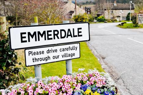 Emmerdale shock return as Aaron’s wedding to serial killer is gatecrashed by ex