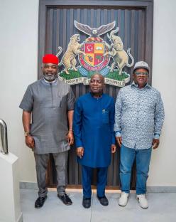 Umahi commends Otti for reconstructing federal roads in Abia