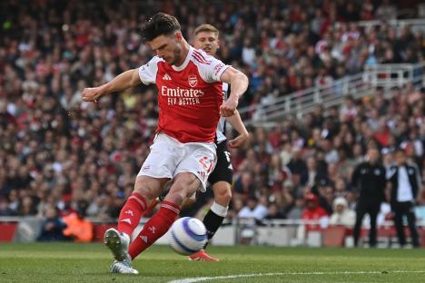 Declan Rice scoring a goal for Arsenal.