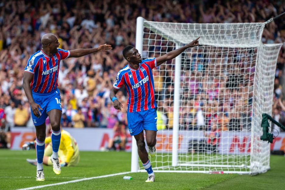 Ismaila Sarr of Crystal Palace celebrates a goal.