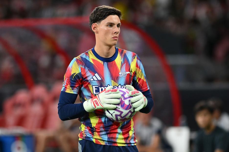 Alexei Rojas-Fedorushchenko of Arsenal warming up before a soccer match.