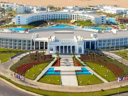 Aerial view of Padam5 resort.