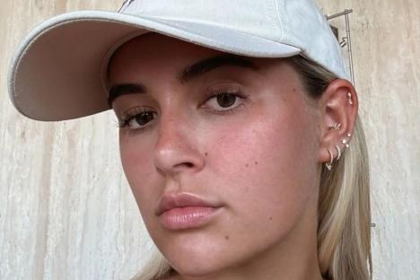 Molly-Mae shares make-up free snap as she gushes about ‘perfect’ family holiday with Tommy Fury