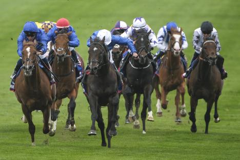 Ruling Court impresses in 2000 Guineas as John Gosden wait goes on with Field Of Gold