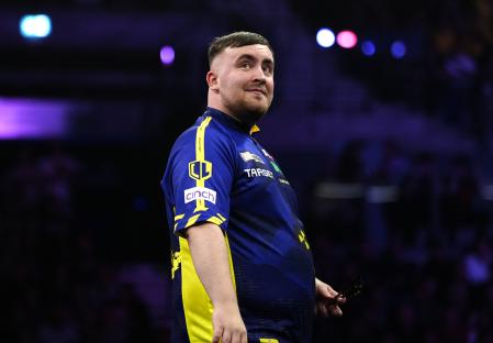 Luke Littler at the BetMGM Premier League darts.