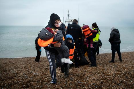 Landlords ‘pushed to rent homes to Channel migrants with TAXPAYERS footing the bill’ as crossings continue to surge