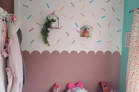 I surprised my kid with a ‘cupcake’ bedroom makeover… all we used was some paint and stickers from Temu