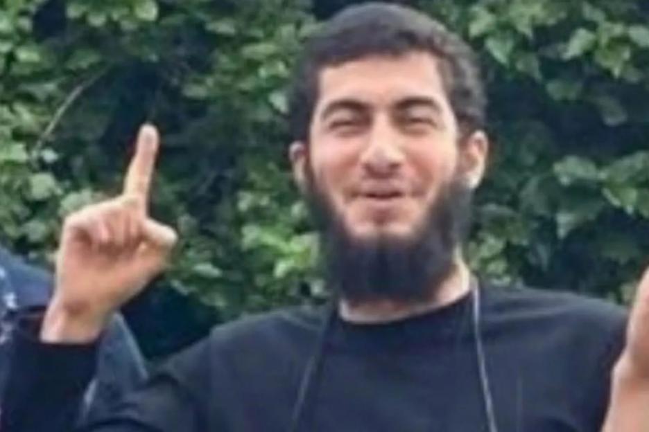 Student, 21, died after he ‘slipped using weight machine at gym and dropped 65kg bar on his head’