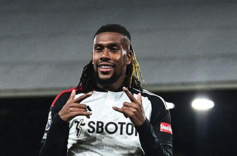 EPL: ‘He’s too cold’ – Alex Iwobi reveals why Arsenal’s Saka wouldn’t make Ballon d’Or list