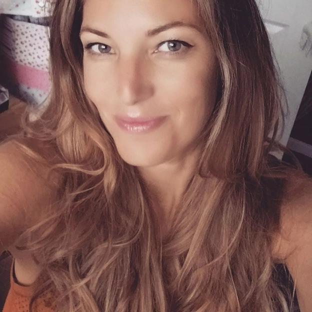 Photo of Nicola Cross.