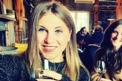 Brit, 38, dies after running through glass door & slicing artery in arm after ‘argument with boyfriend’ in Australia