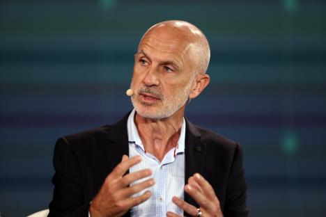 Jim Rowan, CEO of Volvo Car AB, speaking at the Bloomberg New Economy Forum.