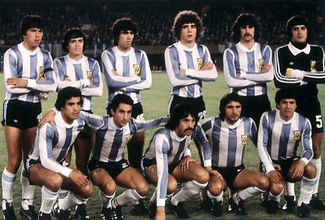 The Argentinian national soccer team before a World Cup match.