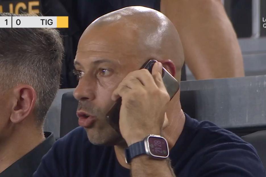 Ex-Liverpool star Javier Mascherano forced to manage Inter Miami on his PHONE from stands after being sent off