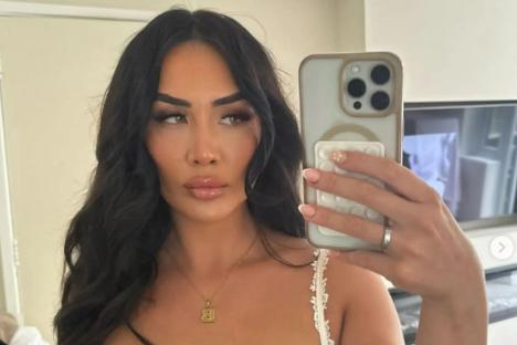 I paid £500 for a Sabrina Carpenter inspired designer vagina abroad aged 28 – gravity hit after kids but I feel amazing