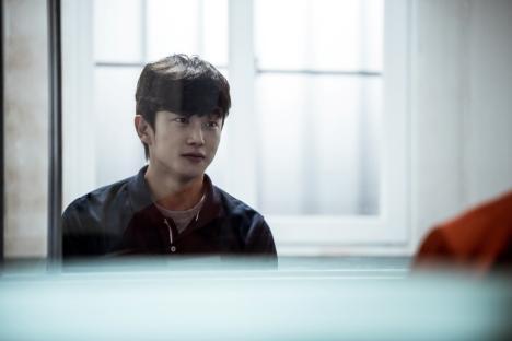 Wi Ha Joon Reunites With Kim Min Seok In “Shark: The Storm”; Special Appearance 4